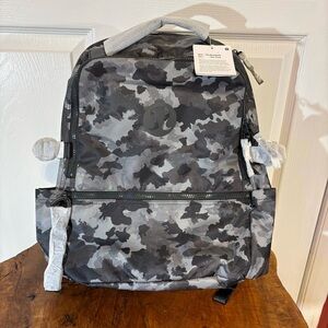 Lululemon New Crew Backpack 22L Grey Camo